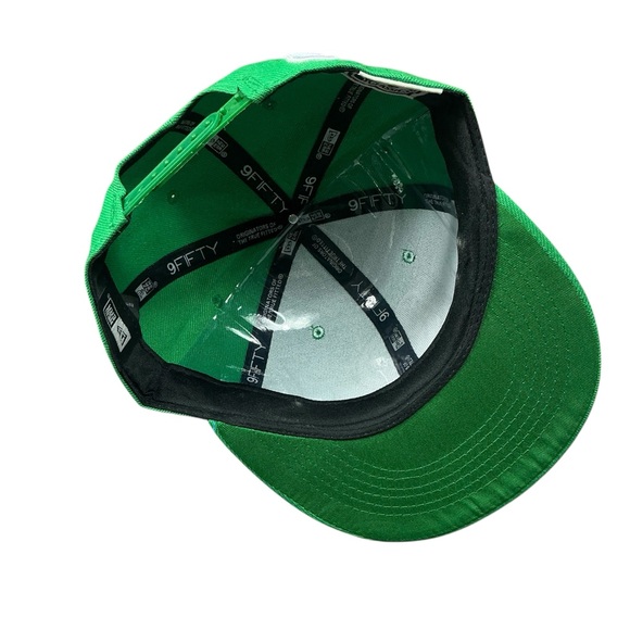 Boston Celtics NBA New Era 59fifty green snap back hat one size NWOT - Picture 2 of 5